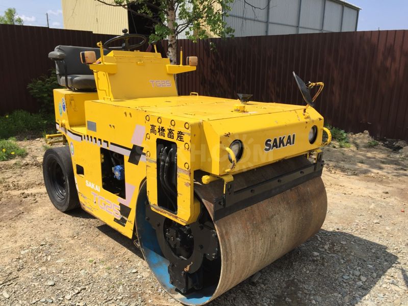 Предоставляем услуги и аренду на Каток - SAKAI TG25,  г.в.