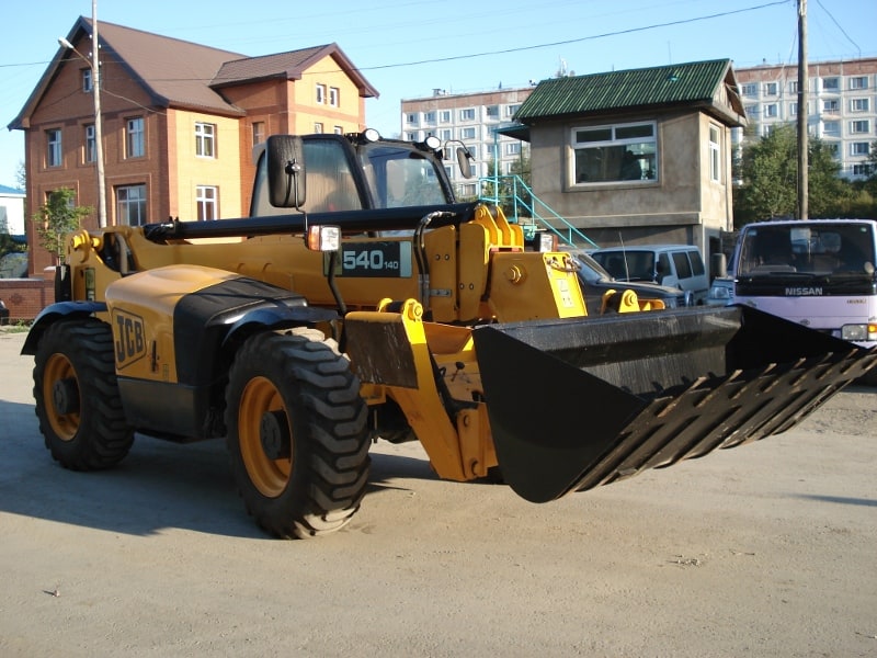 Предоставляем услуги и аренду на Погрузчик - JCB 540-140, 2010 г.в.