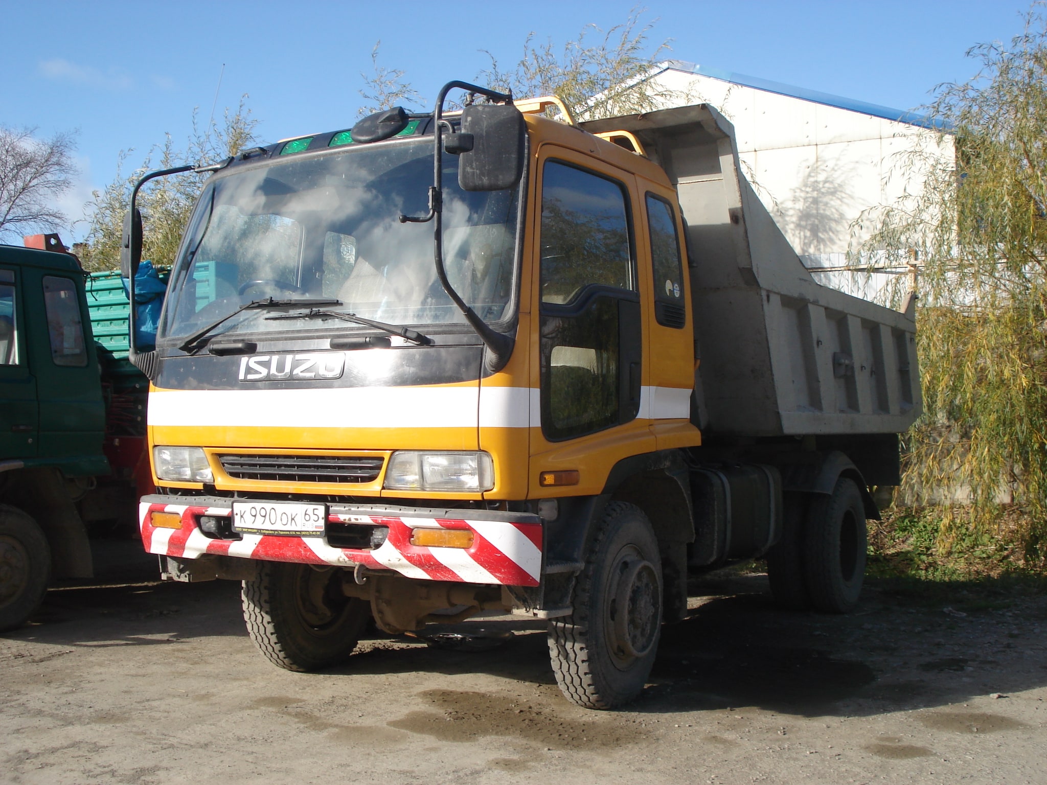 Предоставляем услуги и аренду на Самосвал - ISUZU , 1998 г.в.